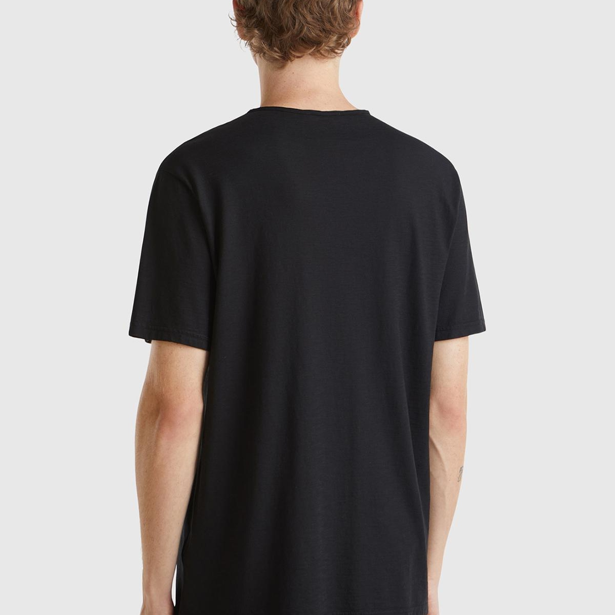 Erkek Siyah V Yaka Slub T-shirt