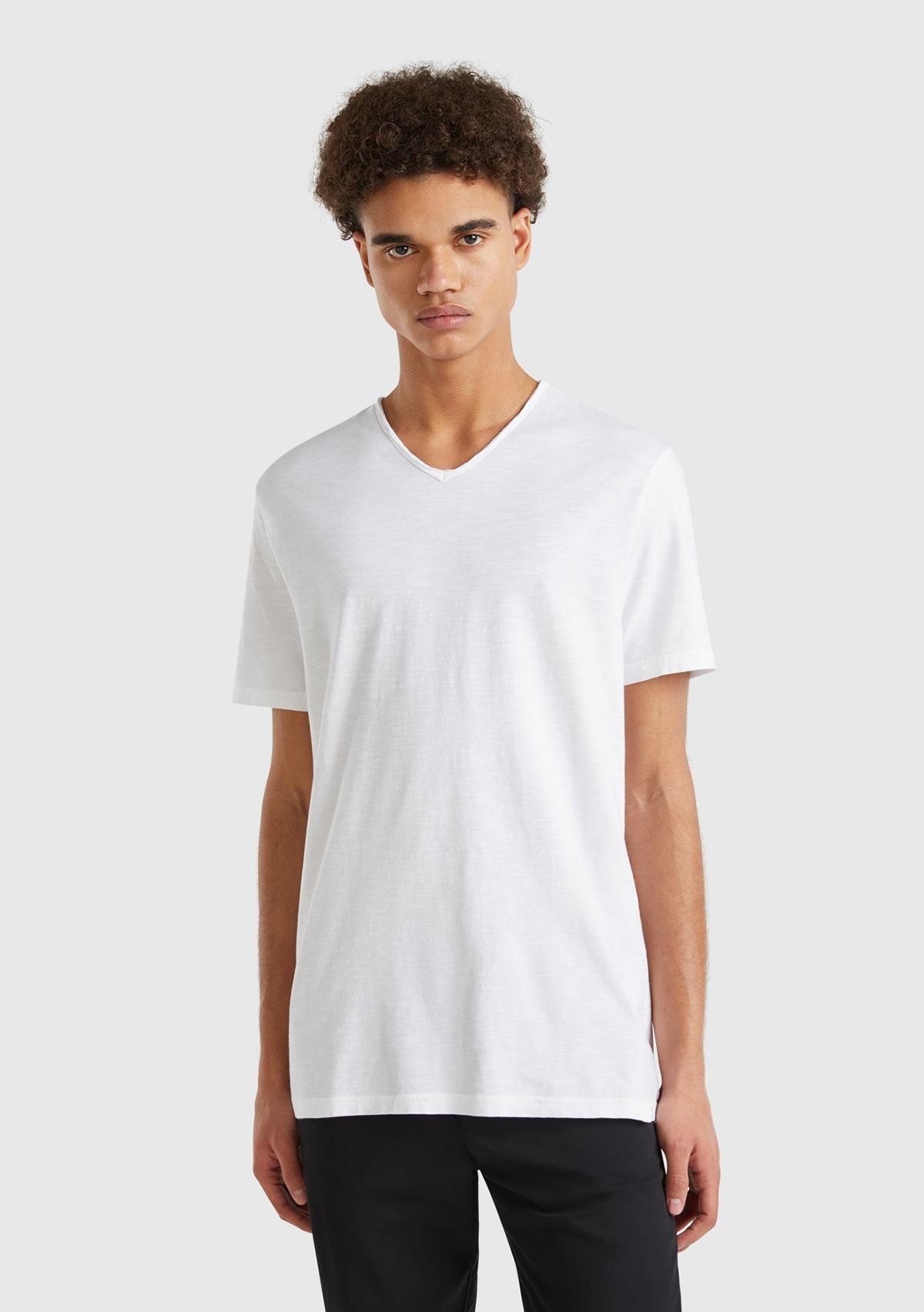  Erkek Beyaz V Yaka Slub T-shirt