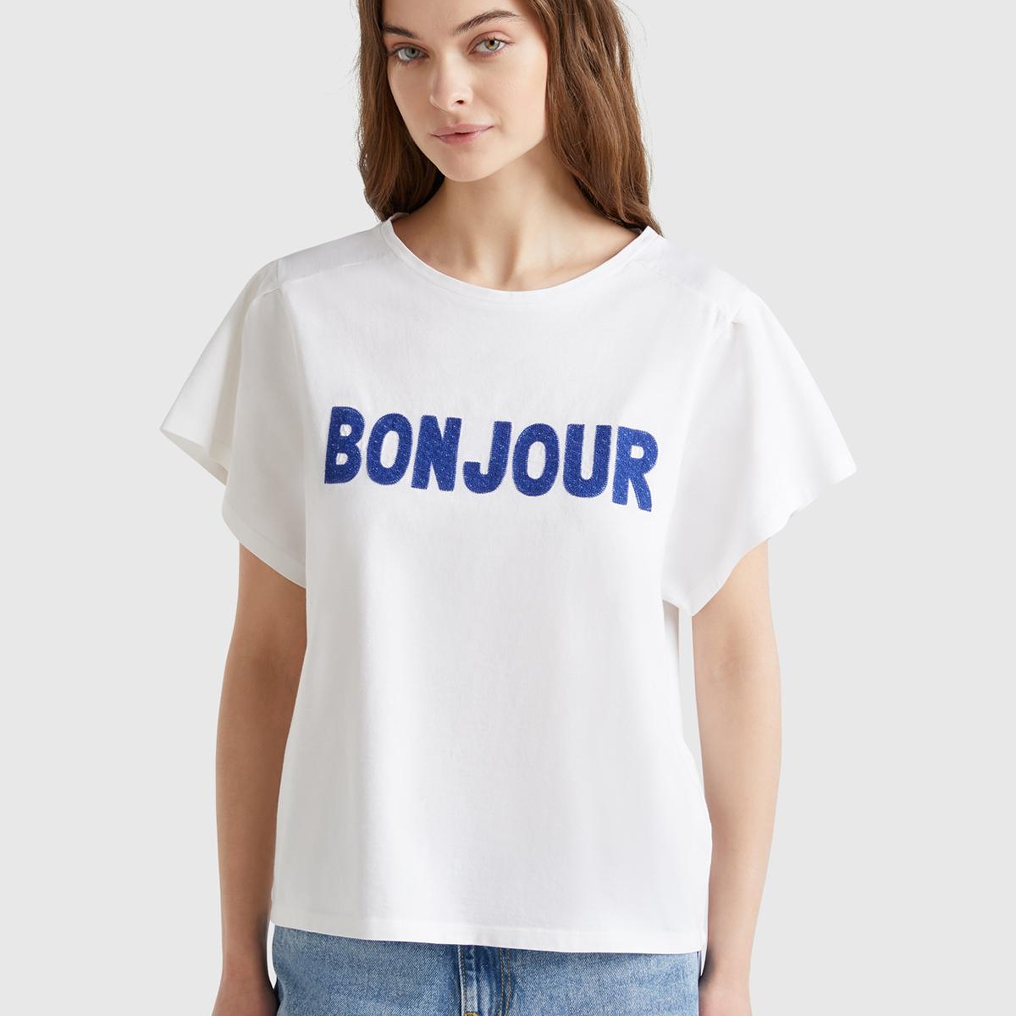 Kadın Beyaz %100 Pamuk Önü Yazı Baskılı Relax Fit T-Shirt