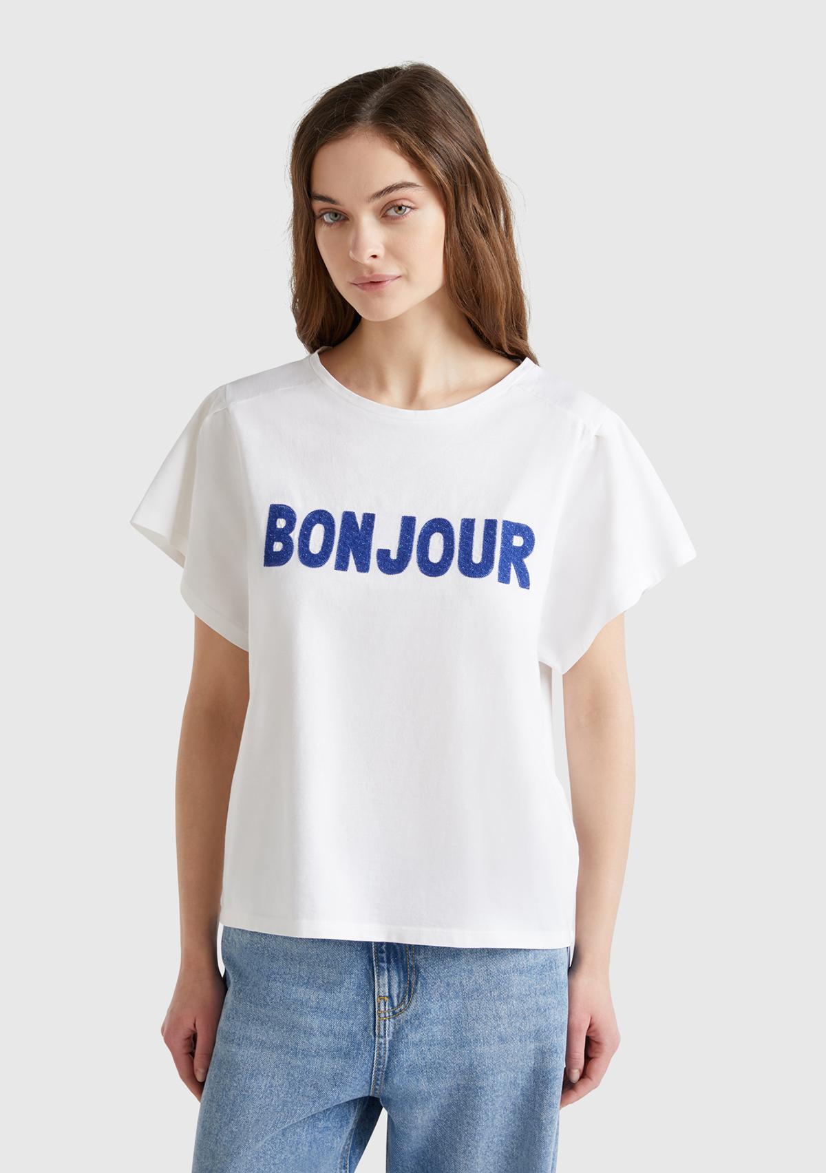  Kadın Beyaz %100 Pamuk Önü Yazı Baskılı Relax Fit T-Shirt