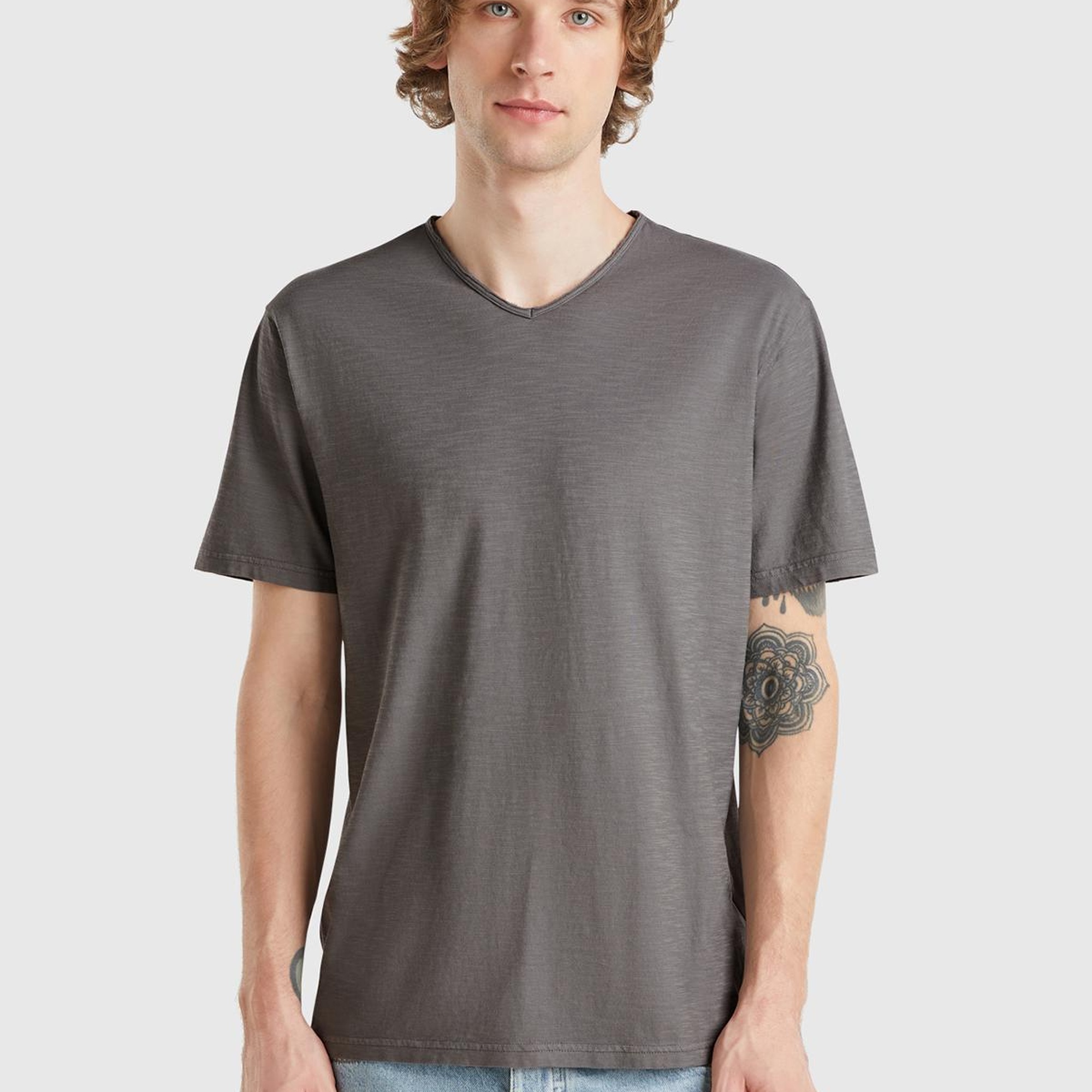 Erkek Antrasit V Yaka Slub T-shirt