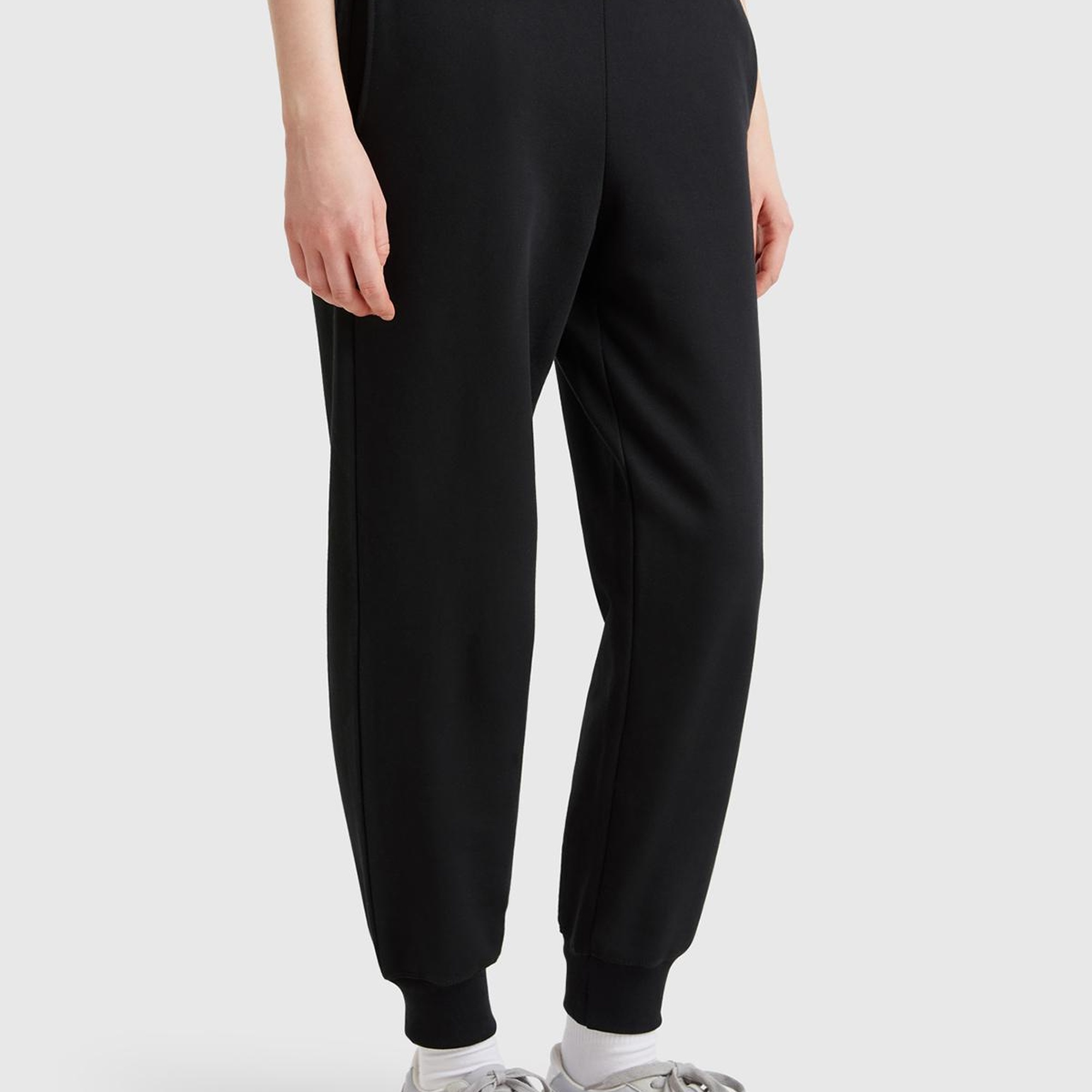 Kadın Siyah %100 Pamuk Manşetli Beli Lastikli Regular Fit Eşofman Altı