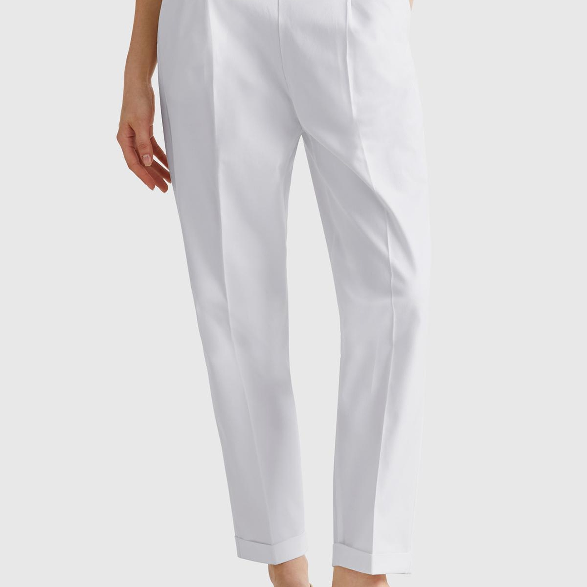 Kadın Beyaz Streç Pamuklu Arka Beli Lastikli Cepli Pantolon