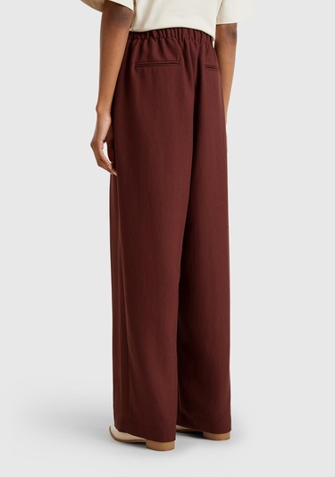  Kadın Kahverengi Liyosel Karışımlı Beli Lastikli Geniş Paça Pantolon