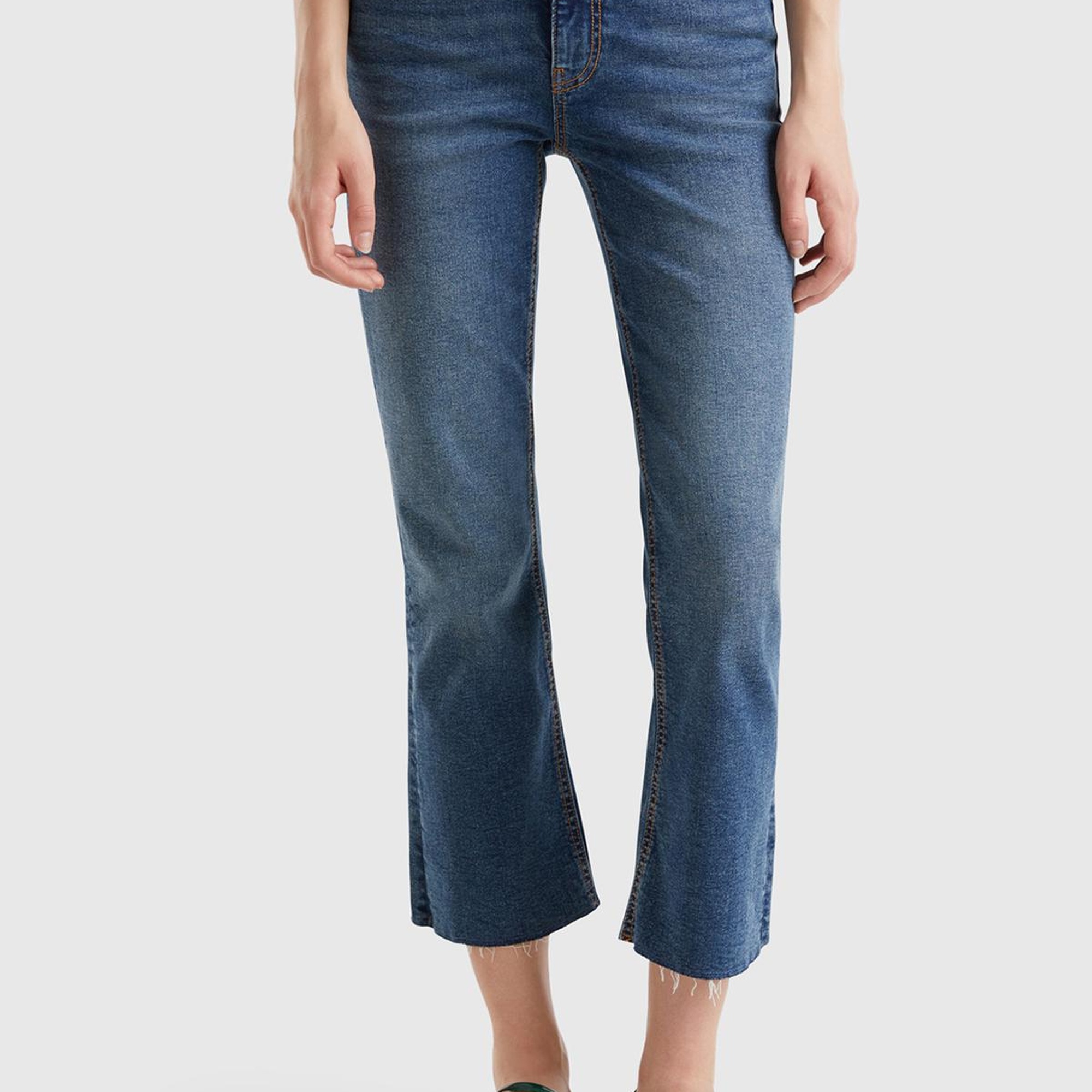 Kadın Koyu Mavi Streç Pamuklu Paçası Kesik Geniş Paça Denim Pantolon