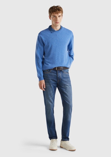  Erkek Koyu Mavi Pamuk Karışımlı Arkası Logo Etiketli Cepli Slim Fit Denim Pantolon