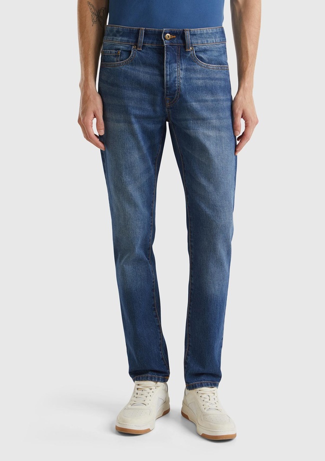  Erkek Koyu Mavi Pamuk Karışımlı Arkası Logo Etiketli Cepli Slim Fit Denim Pantolon