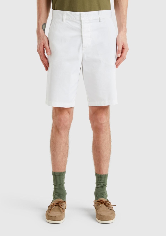  Erkek Beyaz Chino Bermuda