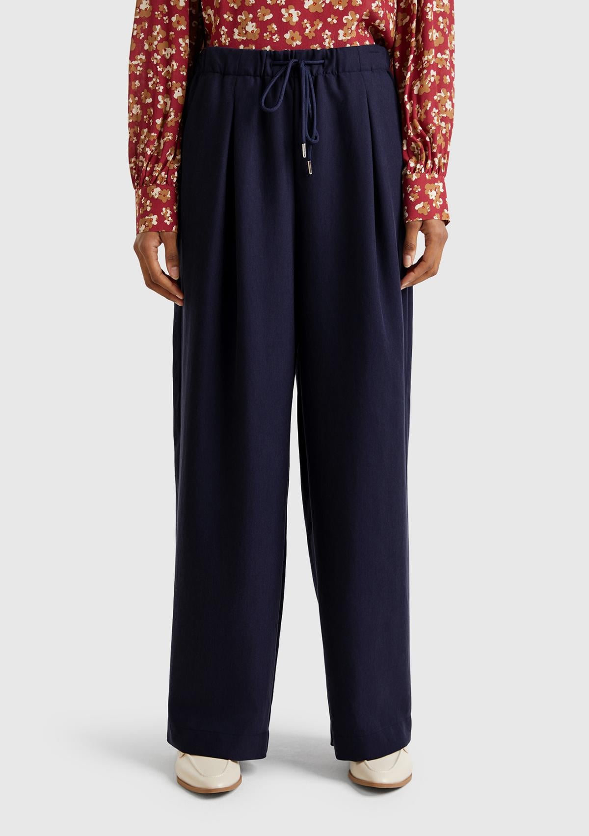  Kadın Lacivert Liyosel Karışımlı Beli Lastikli Geniş Paça Pantolon