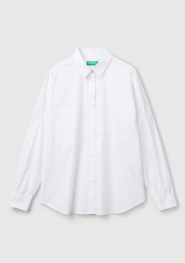  Kadın Beyaz Pamuk Karışımlı Kolu Büzgülü Düşük Omuzlu Oversize Gömlek