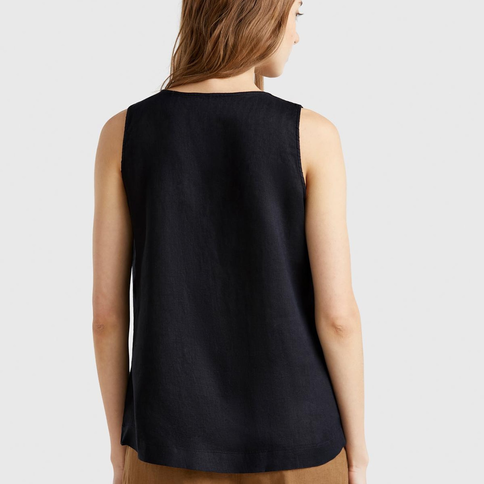 Kadın Siyah %100 Keten V Yaka Kolsuz Geniş Kesim Bluz