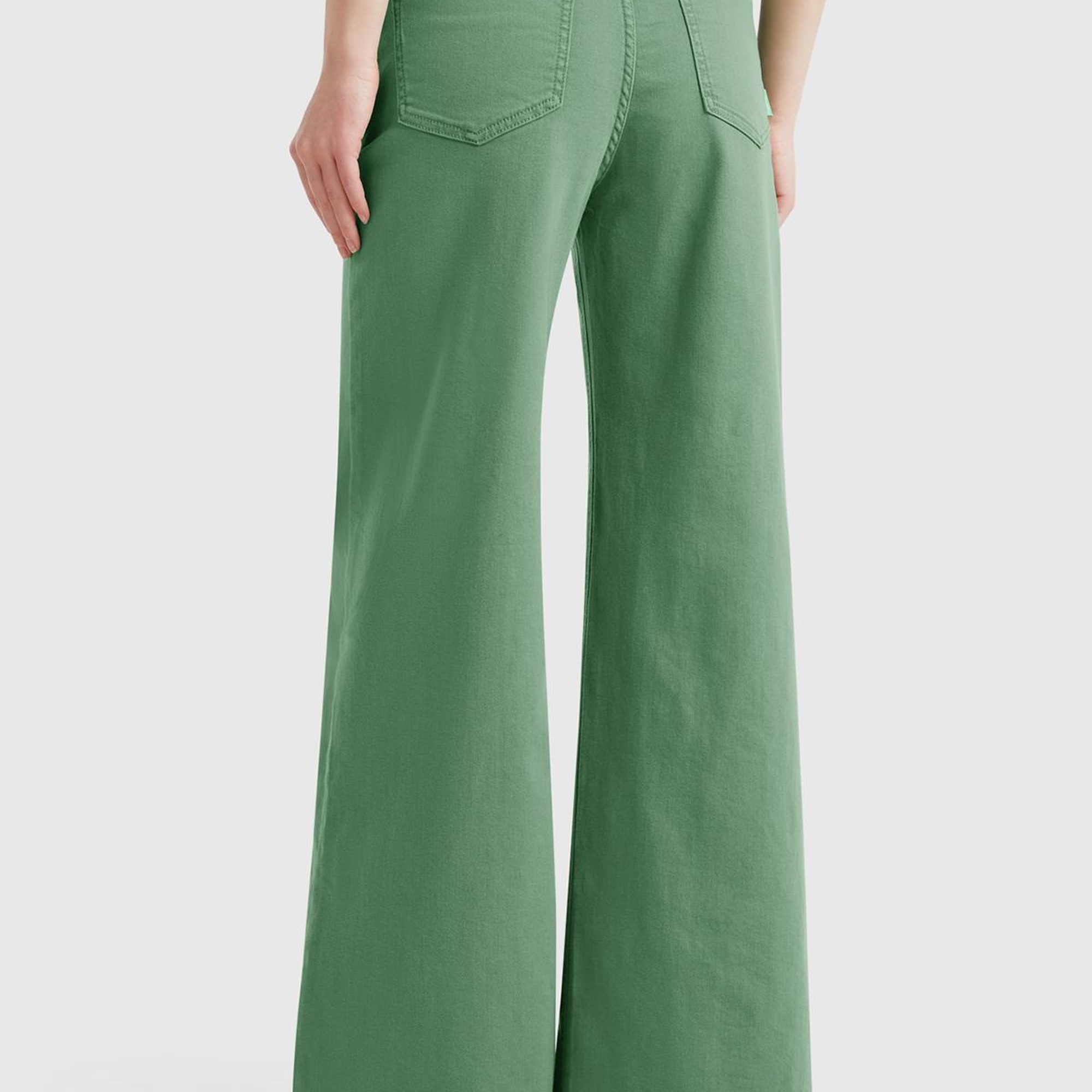 Kadın Açık Yeşil Streç Pamuklu Arkası Logo Etiketli Bol Kesim Pantolon