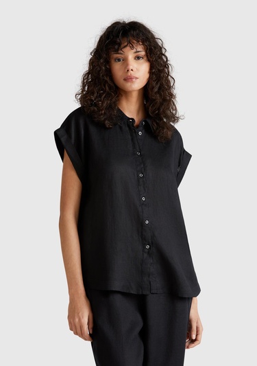  Kadın Siyah %100 Keten Omuz Detaylı Kısa Kollu Gömlek