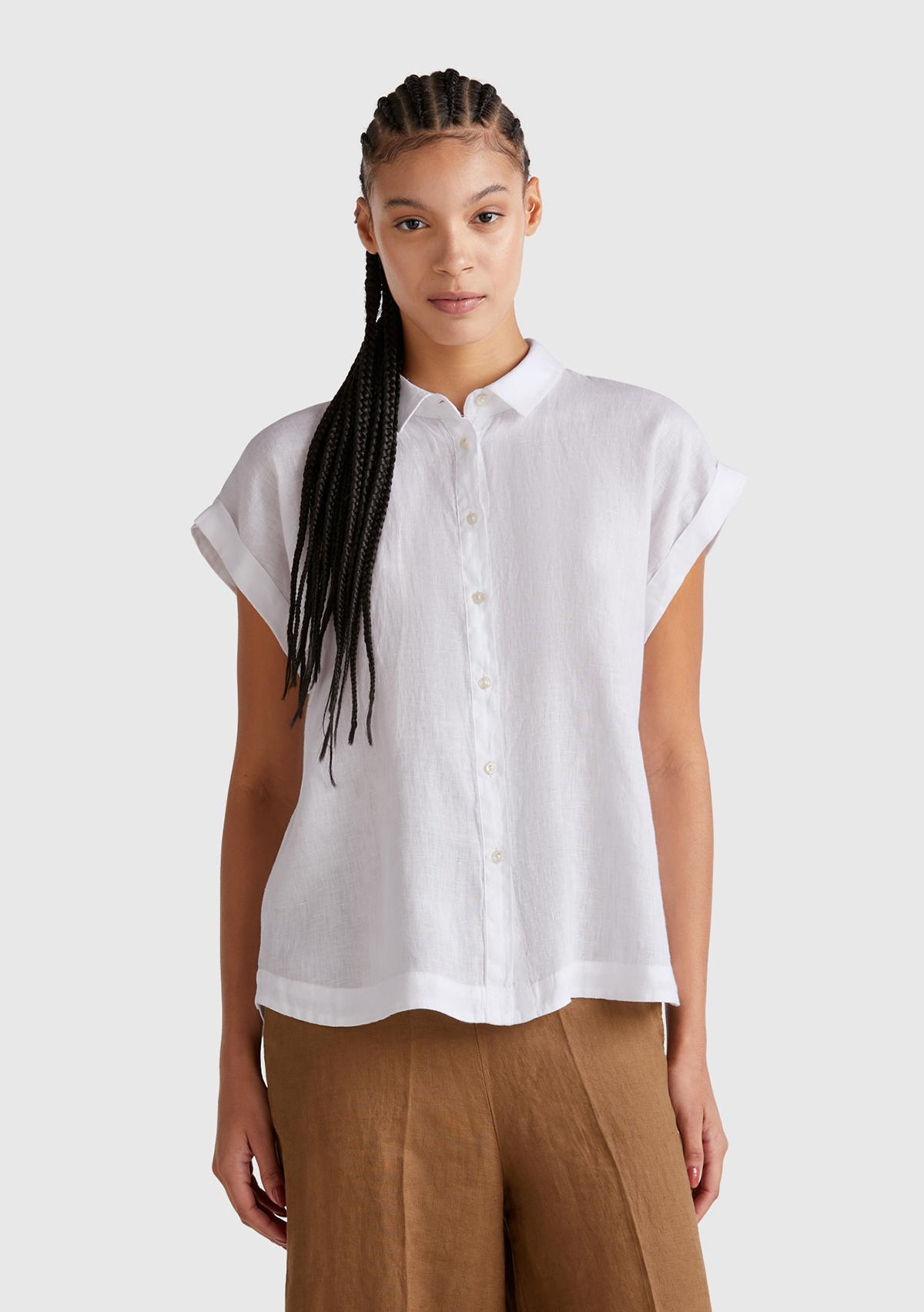  Kadın Beyaz %100 Keten Omuz Detaylı Kısa Kollu Gömlek