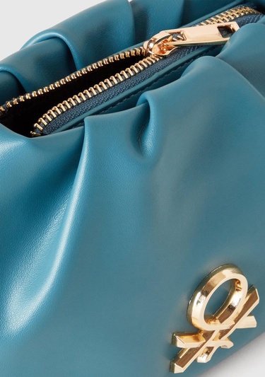  Kadın Mavi Napa Efektli 3D Logolu Zincir Askılı Cüzdan