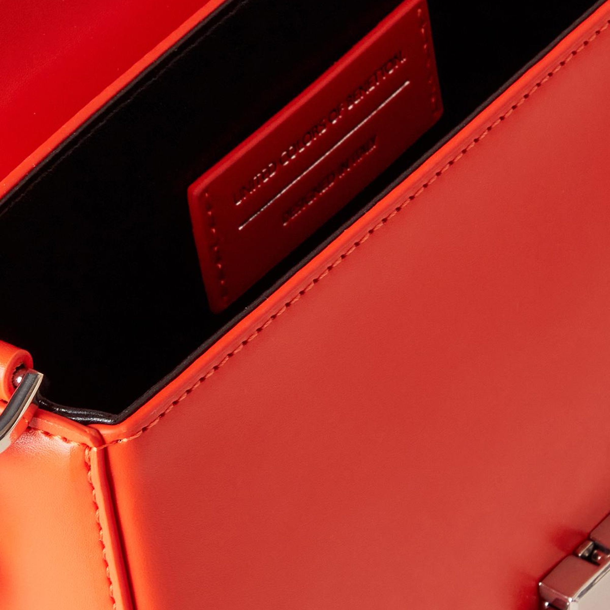 Kadın Turuncu Metal Klipsli Çift Saplı Mini Omuz Çantası