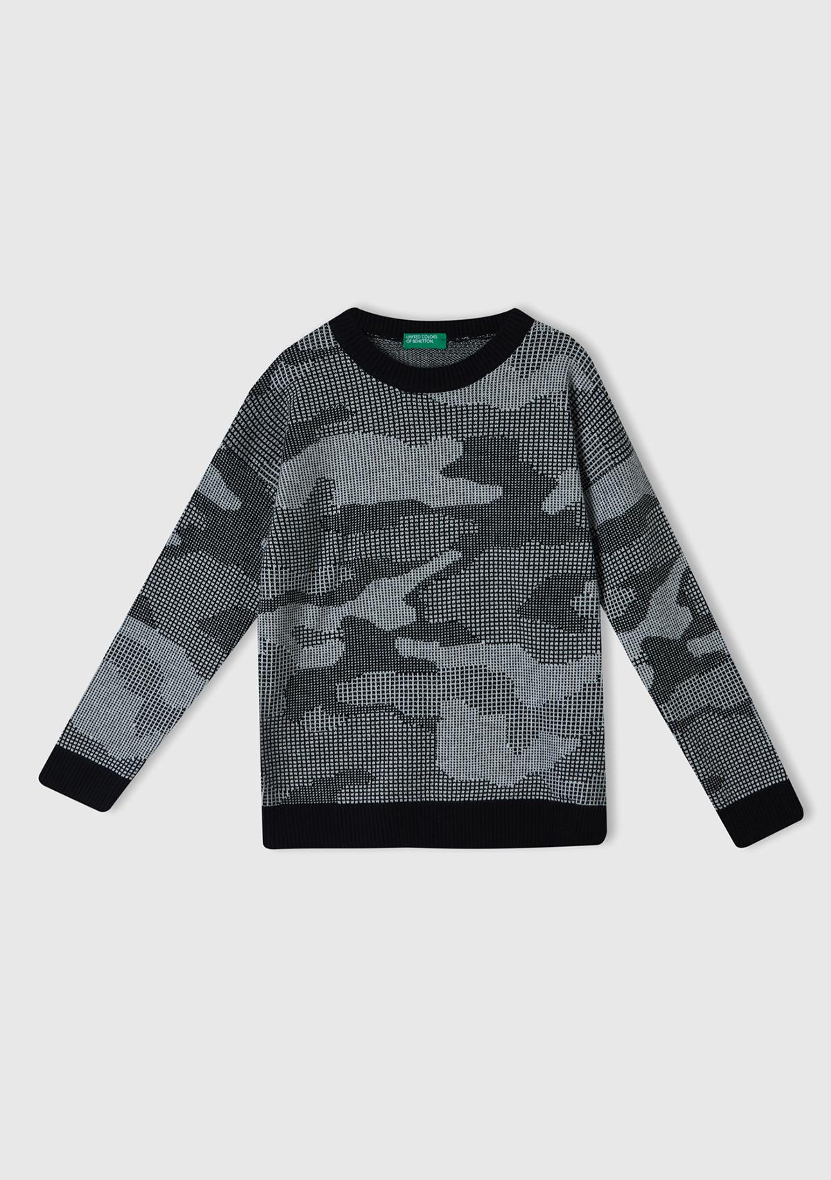  Erkek Çocuk Siyah Kamuflaj Desenli Kazak