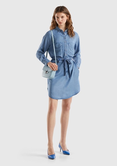  Kadın Mavi %100 Liyosel Göğsü Yama Cepli Belden Bağlamalı Denim Elbise