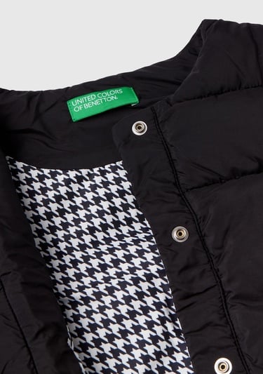  Kız Çocuk Siyah Düğmeli Pufa Yelek