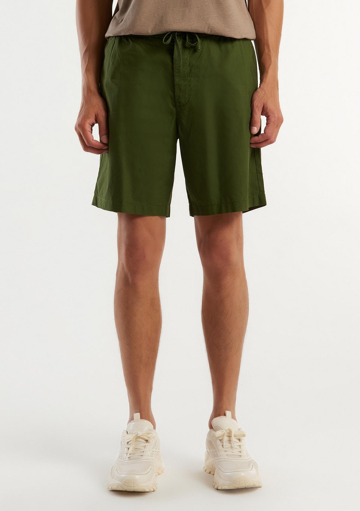  Erkek Koyu Yeşil %100 Pamuk 4 Cepli Beli Büzgülü İpli Kısa Şort