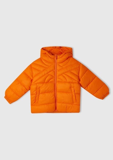  Erkek Çocuk Turuncu Benetton Logo İşlemeli Mont