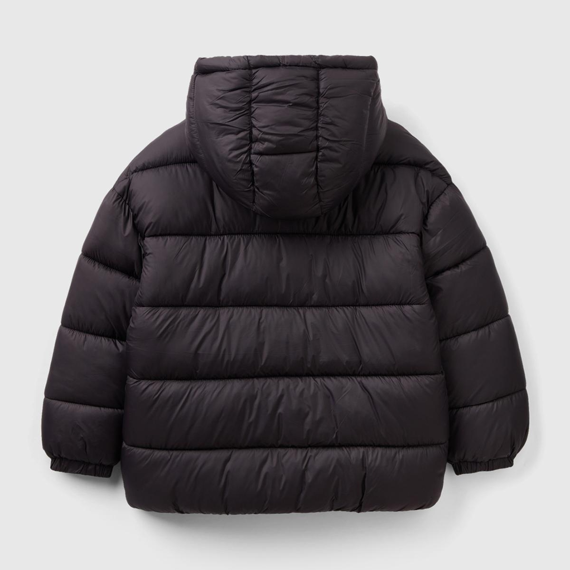 Erkek Çocuk Siyah Benetton Logo İşlemeli Mont