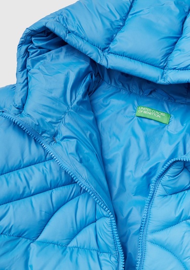  Erkek Çocuk Mavi Benetton Logo İşlemeli Mont