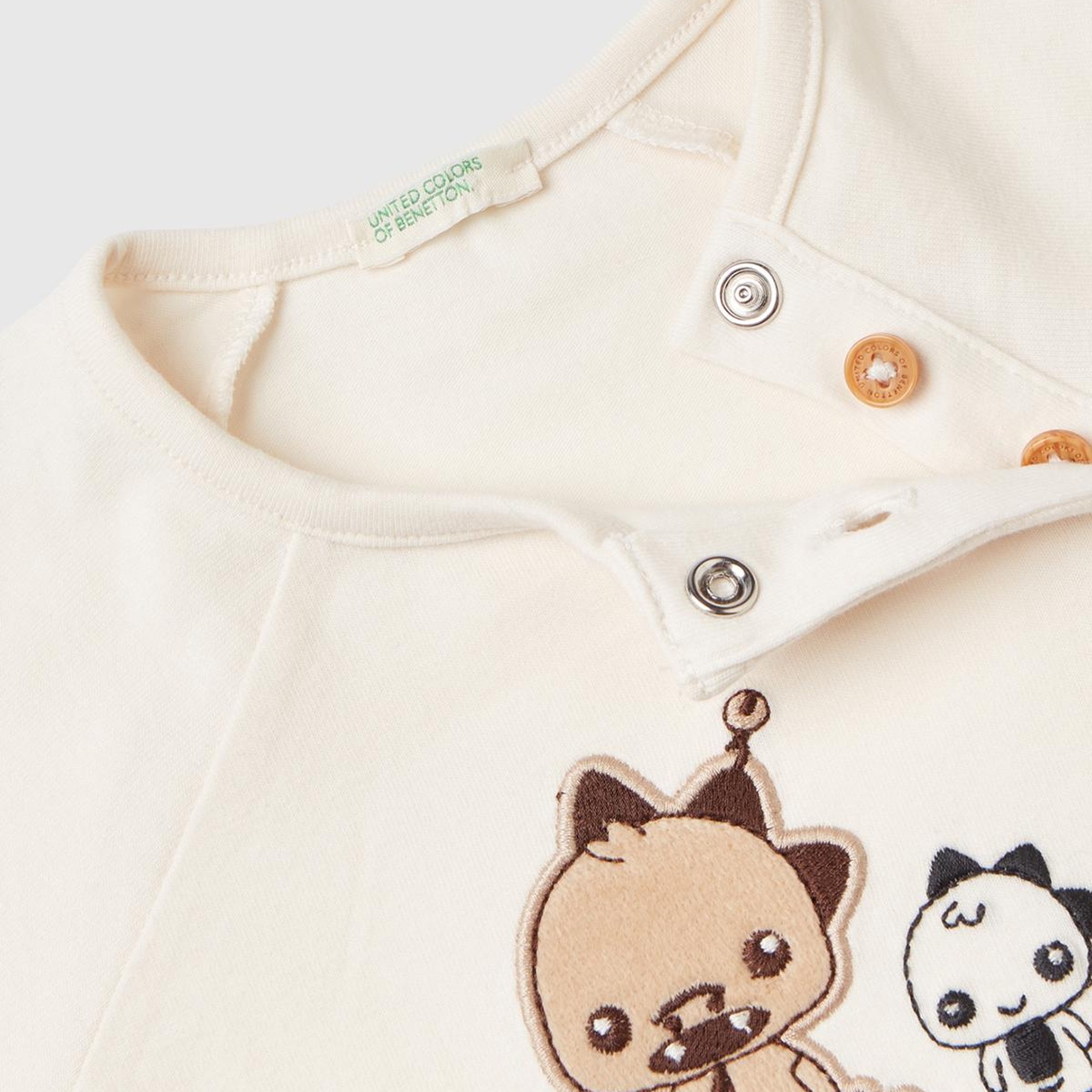 Bebek Krem Omzu Çıtçıtlı Hayvan Baskılı T-shirt