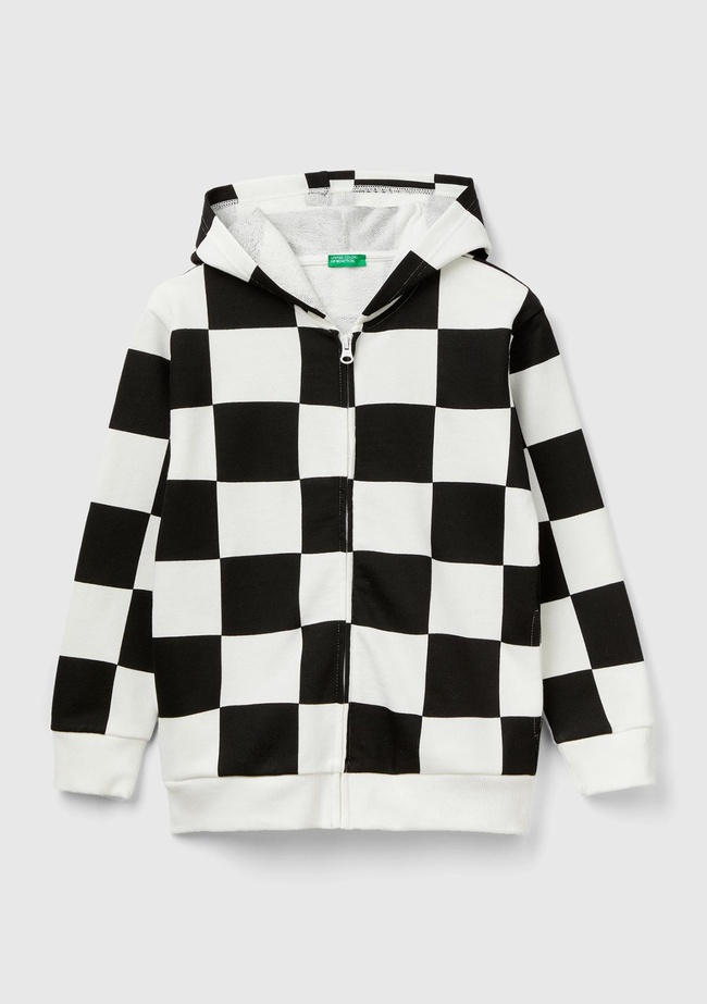  Erkek Çocuk Siyah Beyaz Dama Desenli Sweatshirt