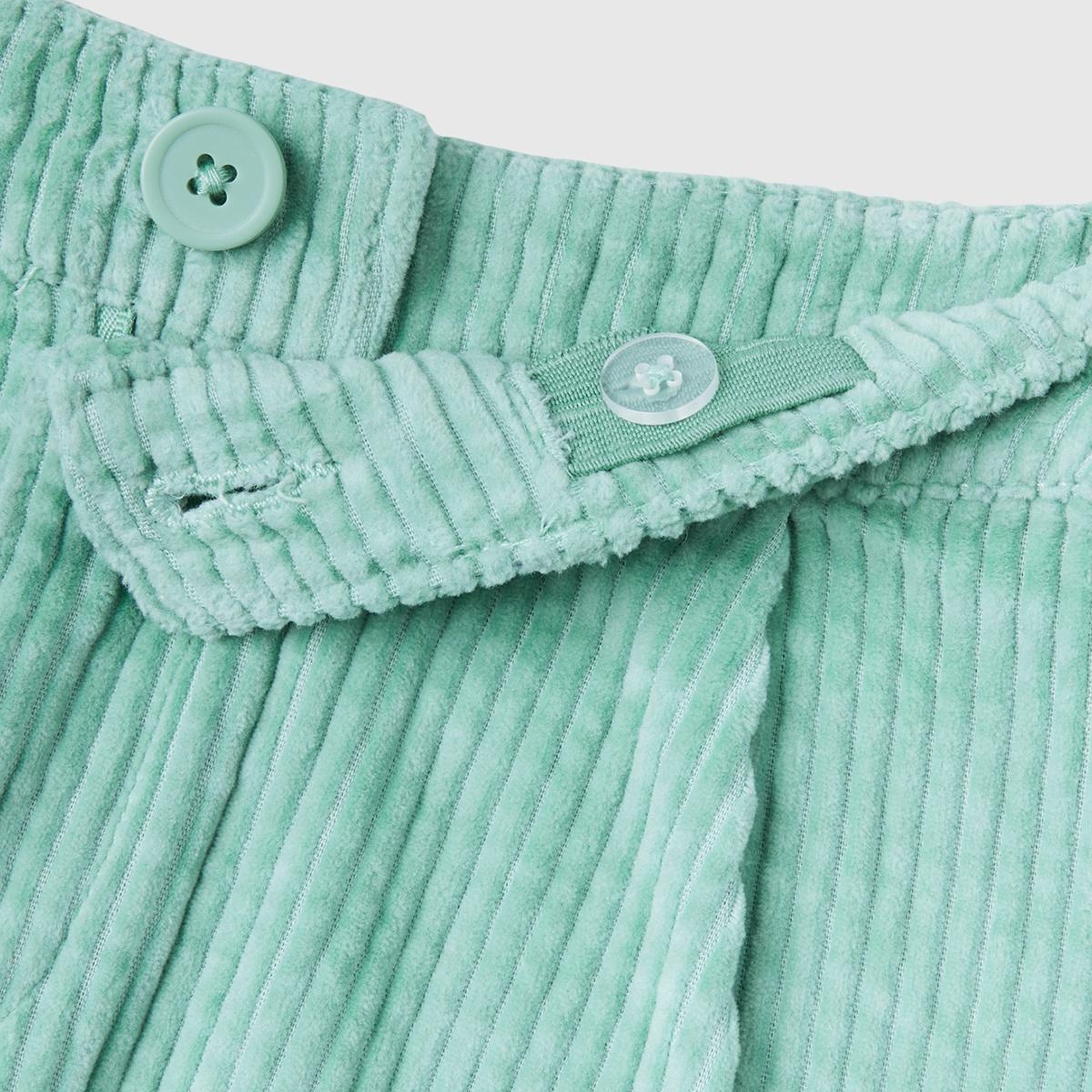 Kız Çocuk Su Yeşili BE İşlemeli Kadife Mini Şort