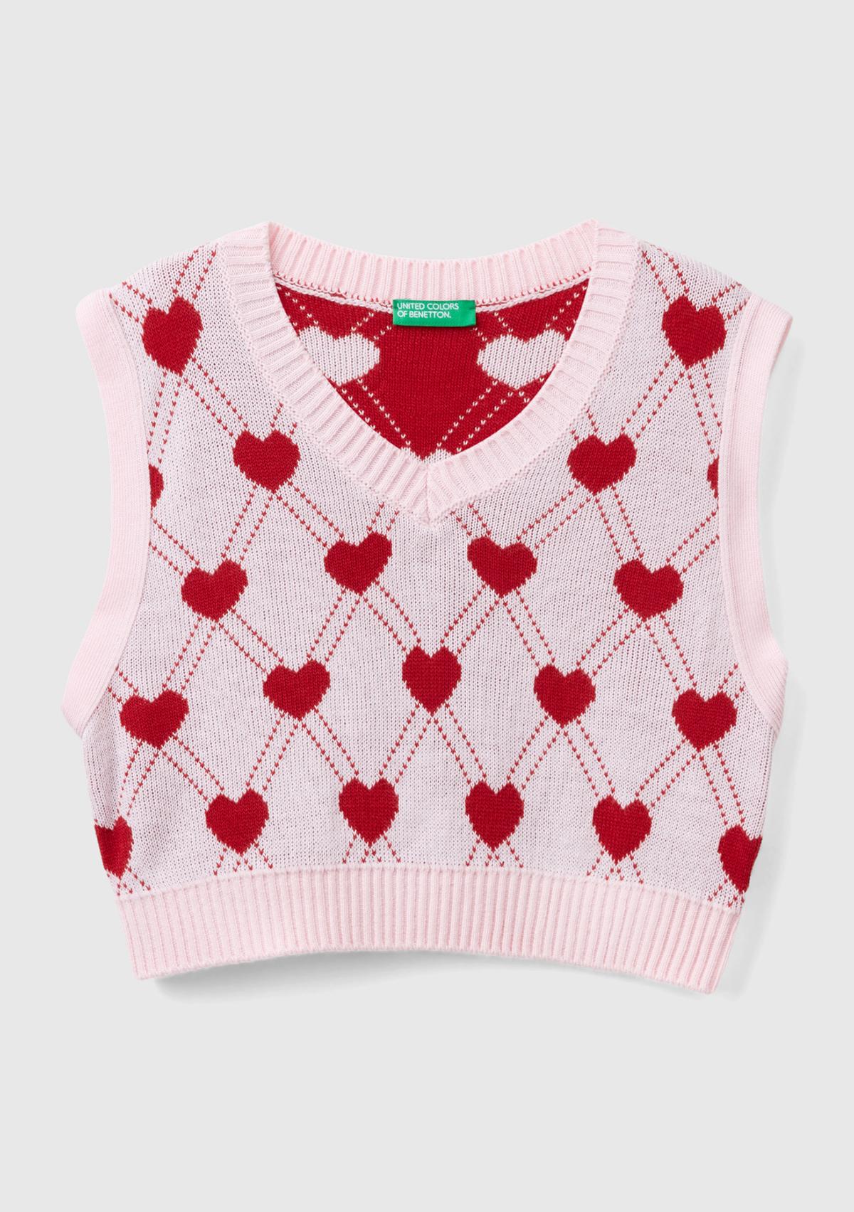  Kız Çocuk Açık Pembe Tamamı Kalp Desenli Kolsuz V Yaka Süveter