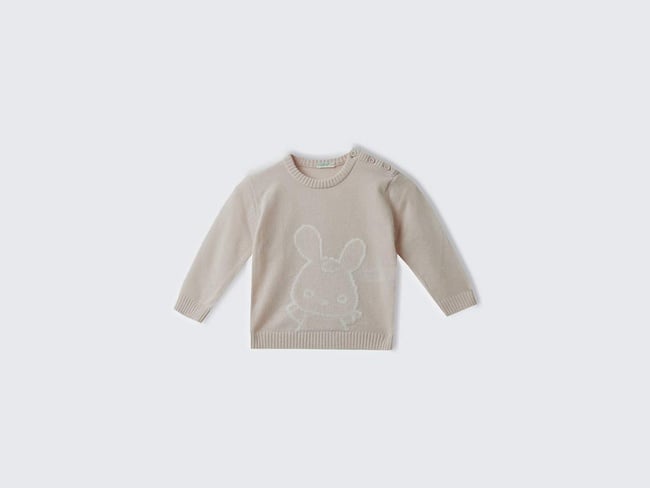  Bebek Toz Pembe Önü Tavşan İşlemeli Omzu Düğme Detaylı Bisiklet Yaka Kazak