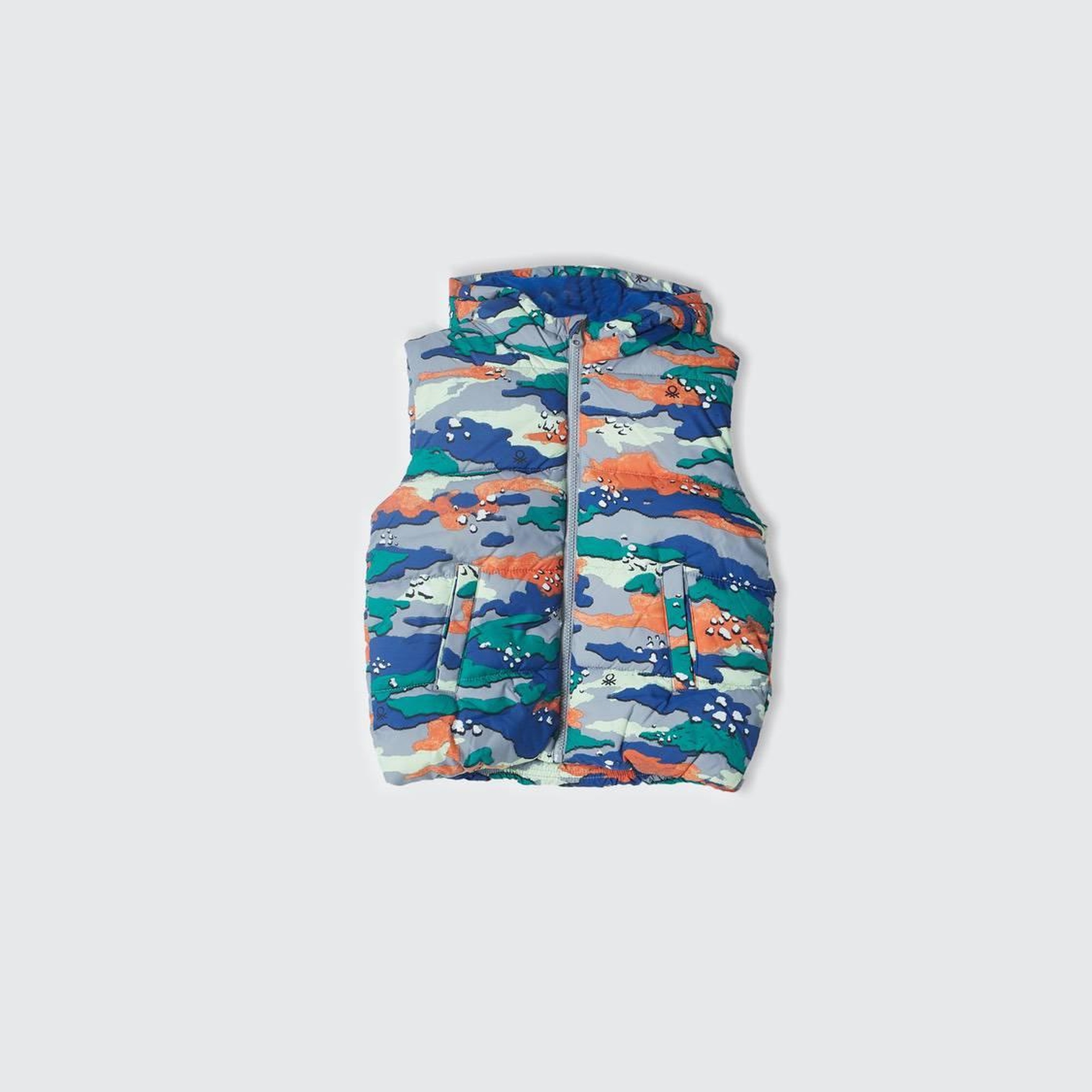 Erkek Çocuk Renkli Kamuflaj Fermuar Kapamalı Tamamı Desenli Kapüşonlu Yelek
