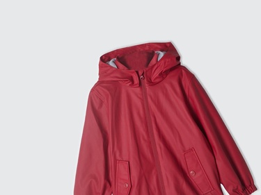  Erkek Çocuk Kırmızı Çıkarılabilir Kapüşonlu Astarlı Yağmurluk