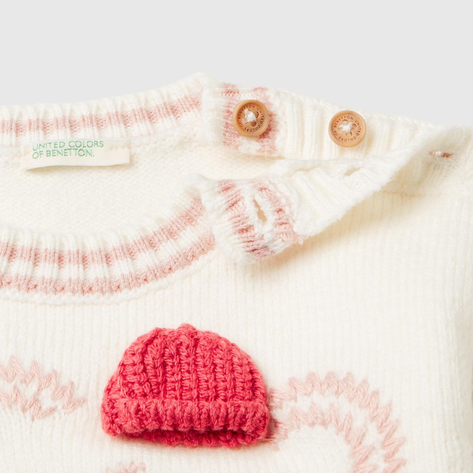 Bebek Beyaz Önü İşlemeli Omzu Düğmeli Bisiklet Yaka Kazak