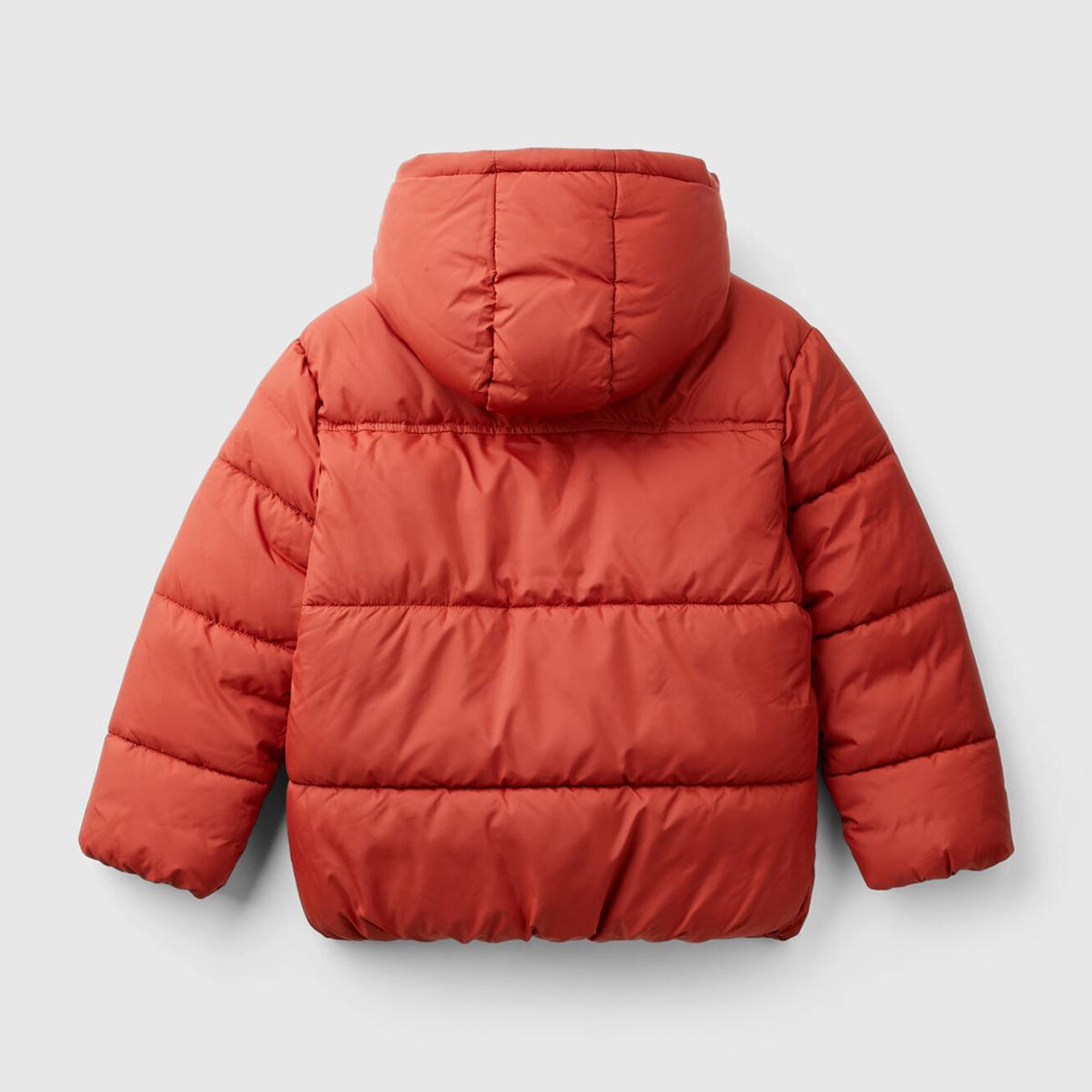 Erkek Çocuk Tarçın Sol Göğsü Logo Yamalı Önü Cep Detaylı Pufa Mont