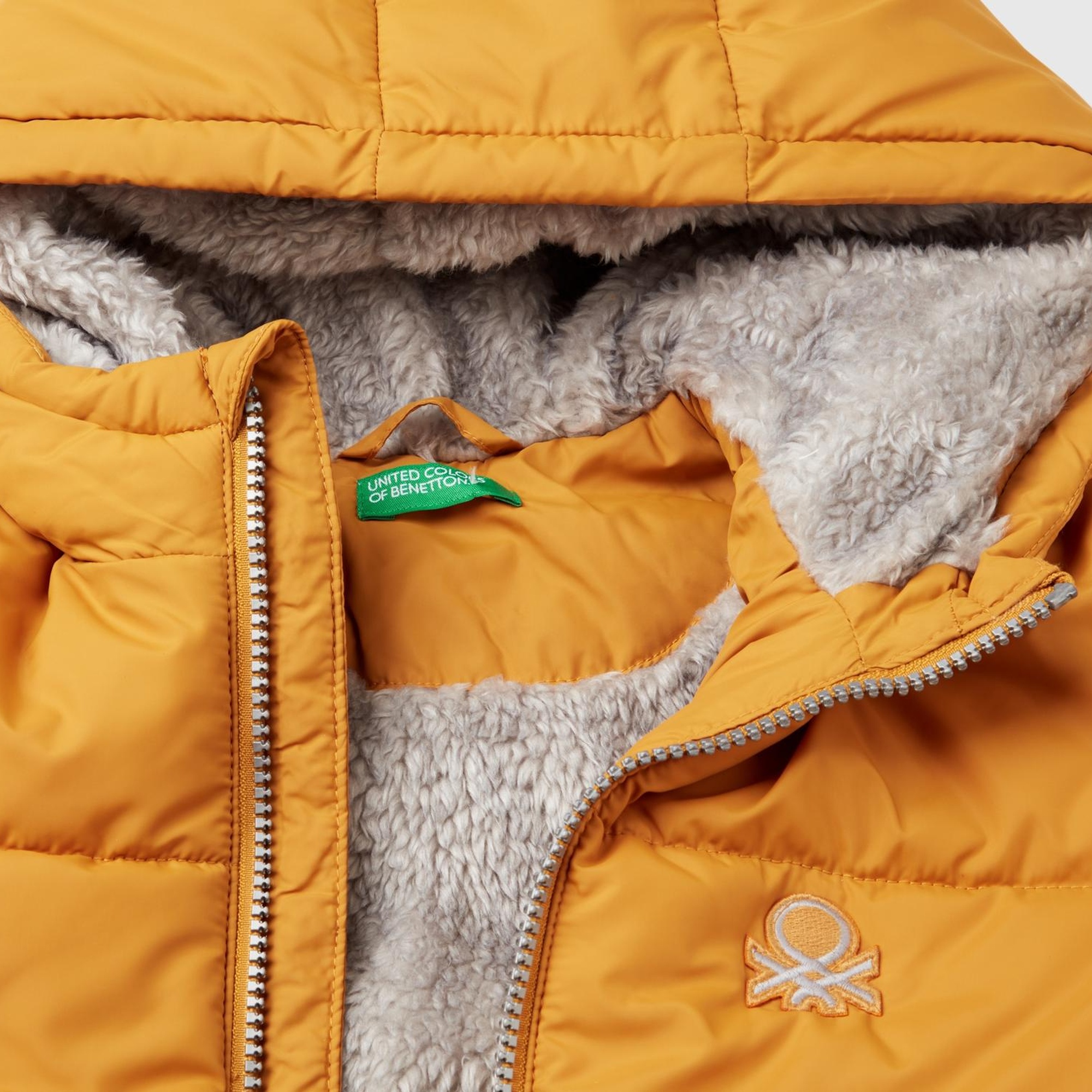 Erkek Çocuk Hardal Sarı Sol Göğsü Logo Yamalı Önü Cep Detaylı Fermuarlı Mont