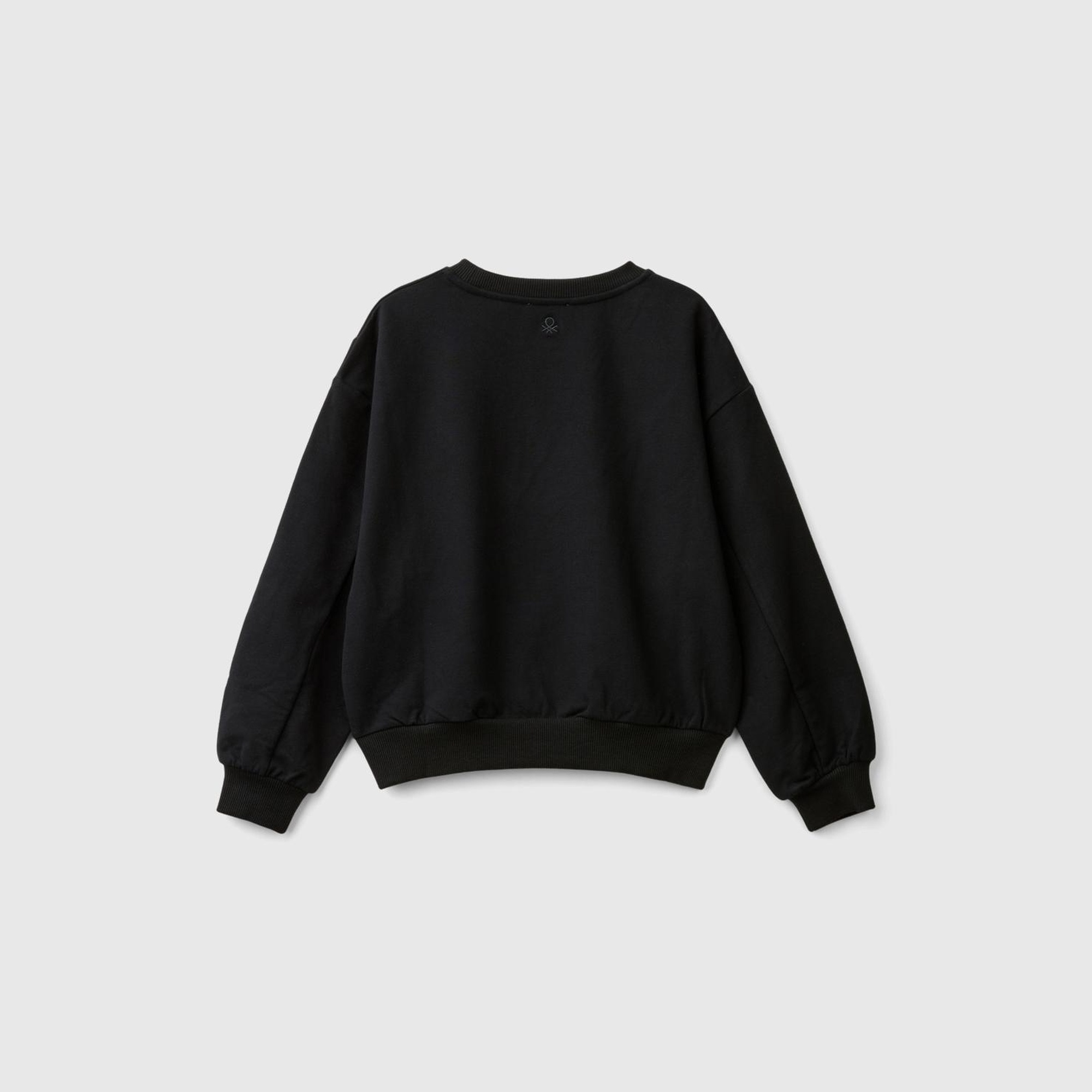 Kız Çocuk Siyah Arkası Logo Baskılı Önü V Dikiş Detaylı Bisiklet Yaka Sweatshirt