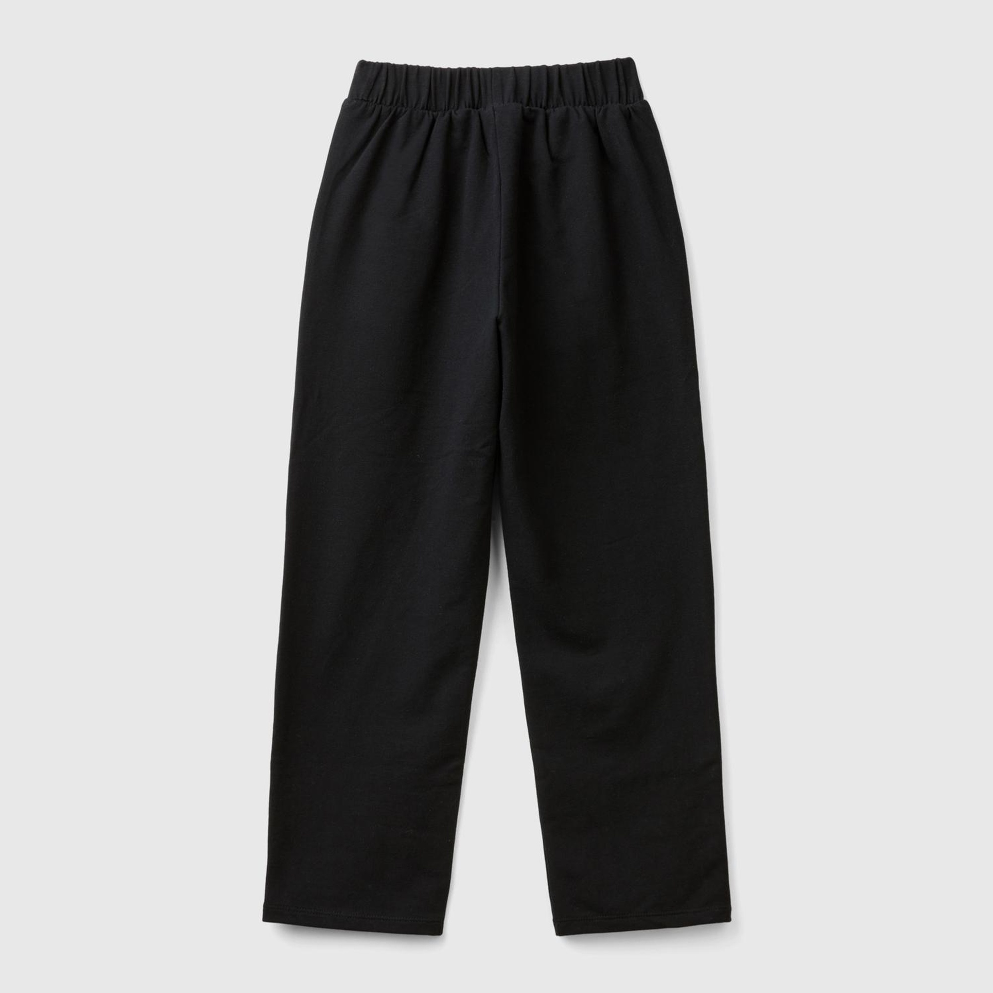 Kız Çocuk Siyah Önü Cepli Arkası Elastik Belli Düz Paça Eşofman Altı