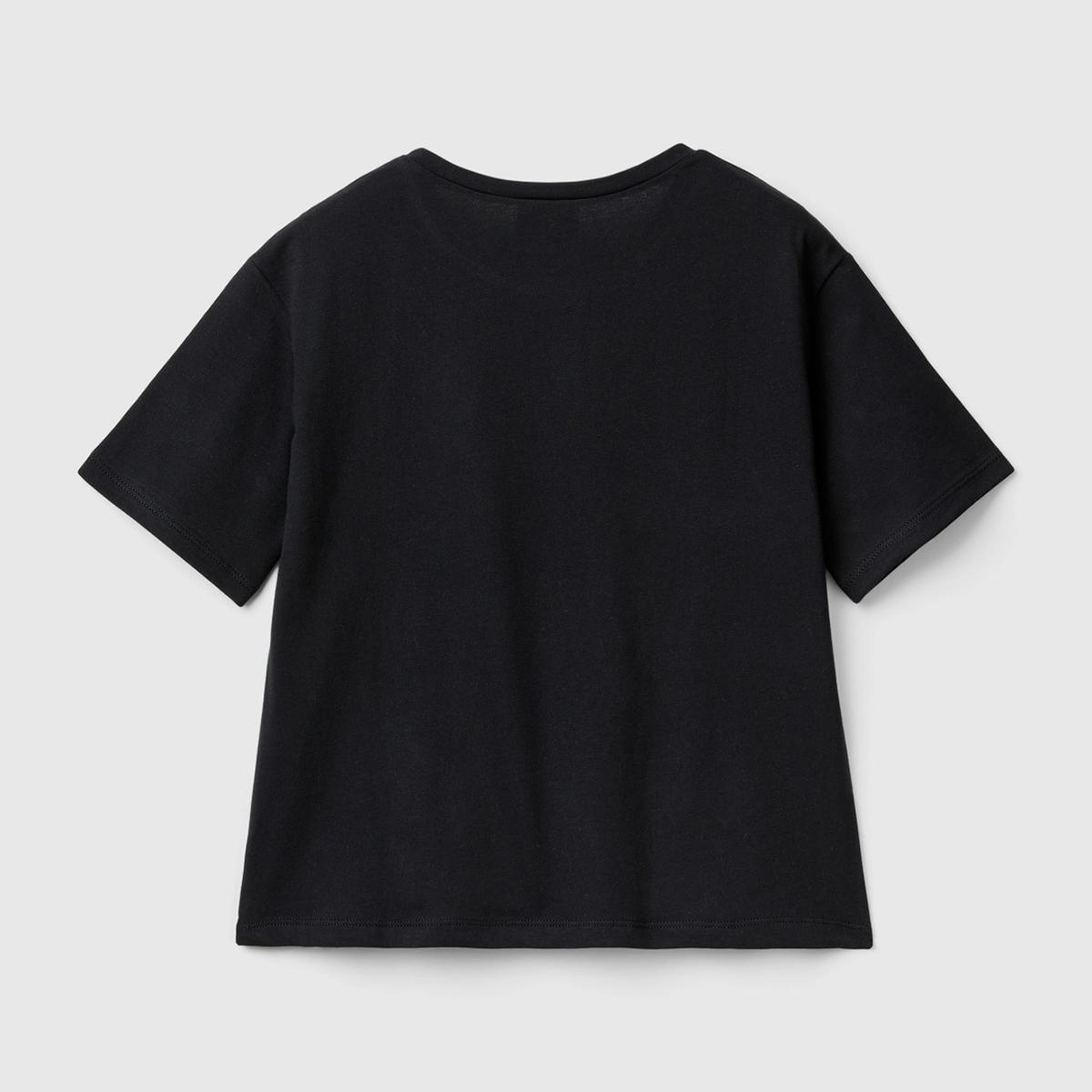 Kız Çocuk Siyah Etek Ucu Logo Etiketli Önü Fotoğraf Baskılı T-Shirt