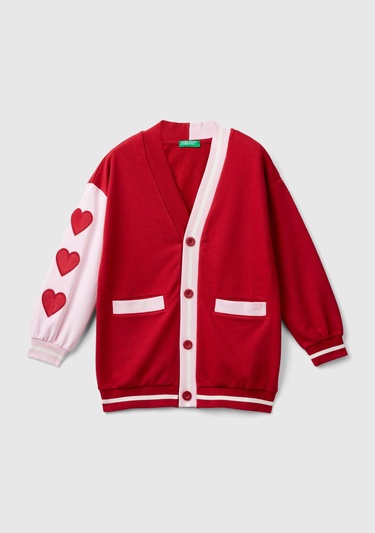  Kız Çocuk Kırmızı Kontrast Renk Detaylı Sağ Kolu Kalp Desenli Polar Sweatshirt