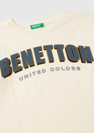  Erkek Çocuk Ekru Önü Çok Renkli Logo Baskılı Uzun Kollu T-Shirt