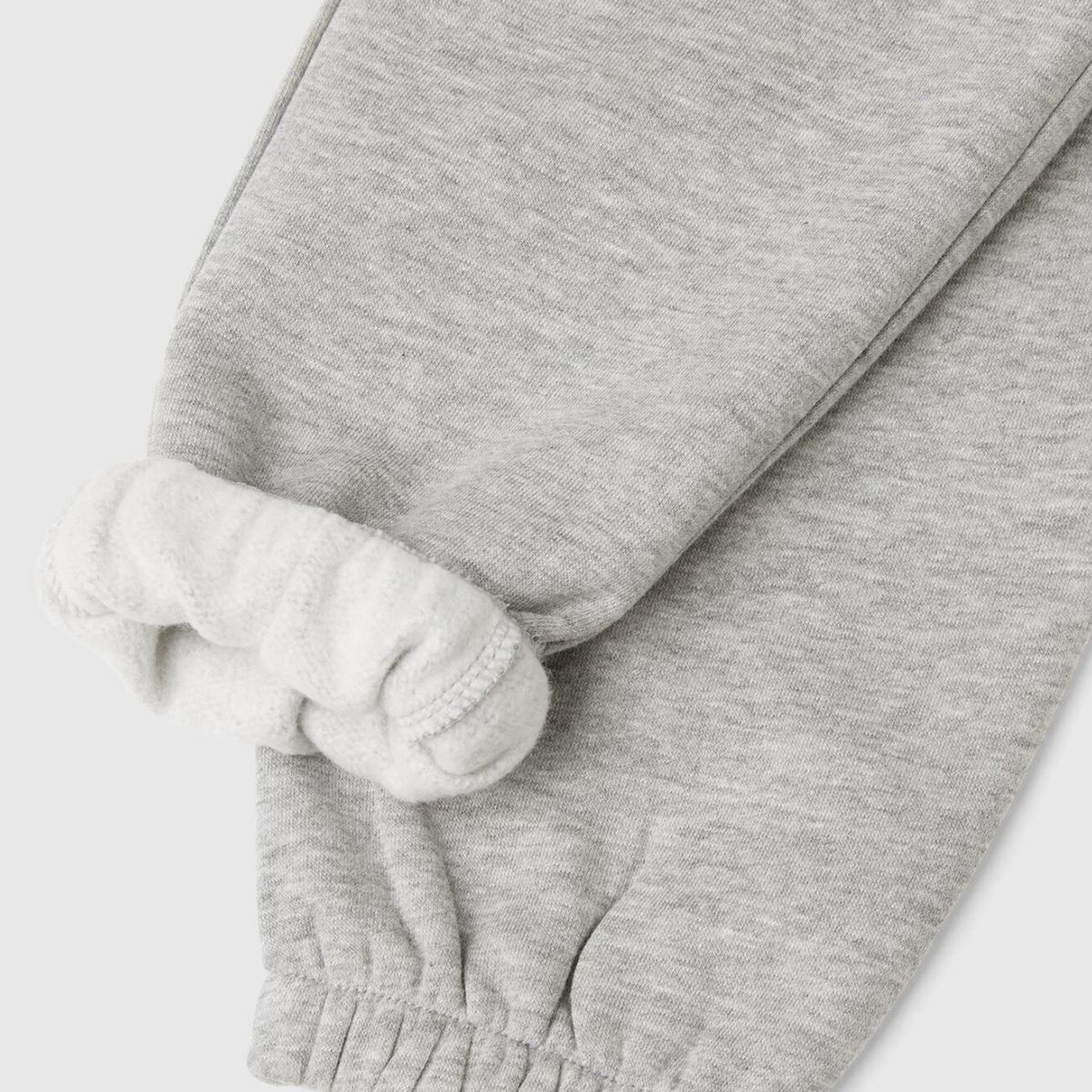 Kız Çocuk Gri Melanj Arkası Logo Detaylı Beli Paçası Lastikli Büzgü İpli Eşofman Altı