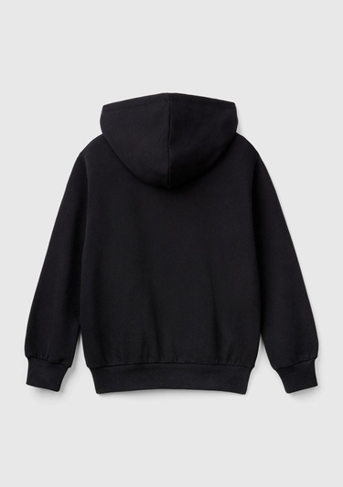  Erkek Çocuk Siyah Önü Logo Baskılı Kanguru Cepli Kapüşonlu Sweatshirt