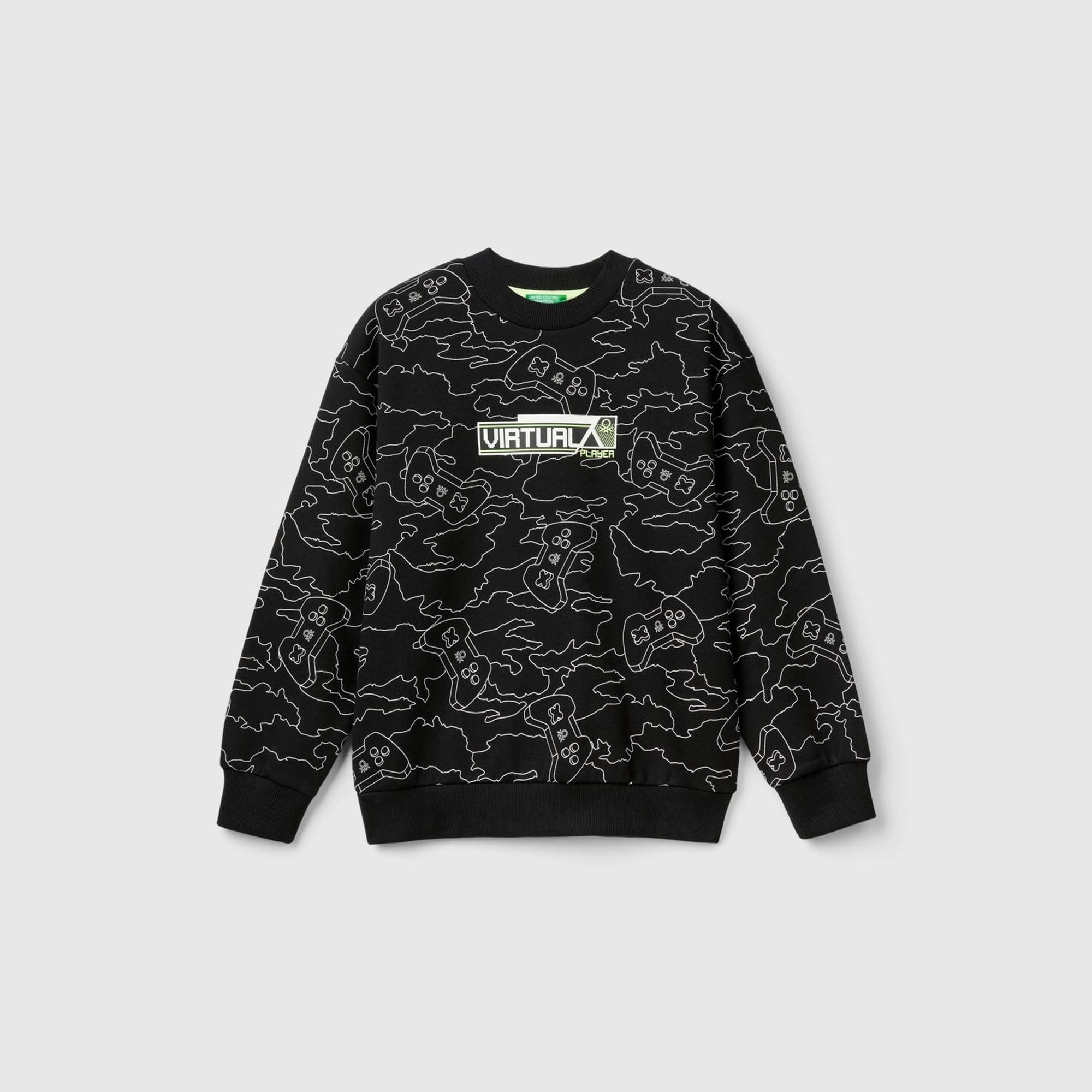 Erkek Çocuk Siyah Tamamı Desenli Önü Üç Boyutlu Grafikli Bisiklet Yaka Sweatshirt