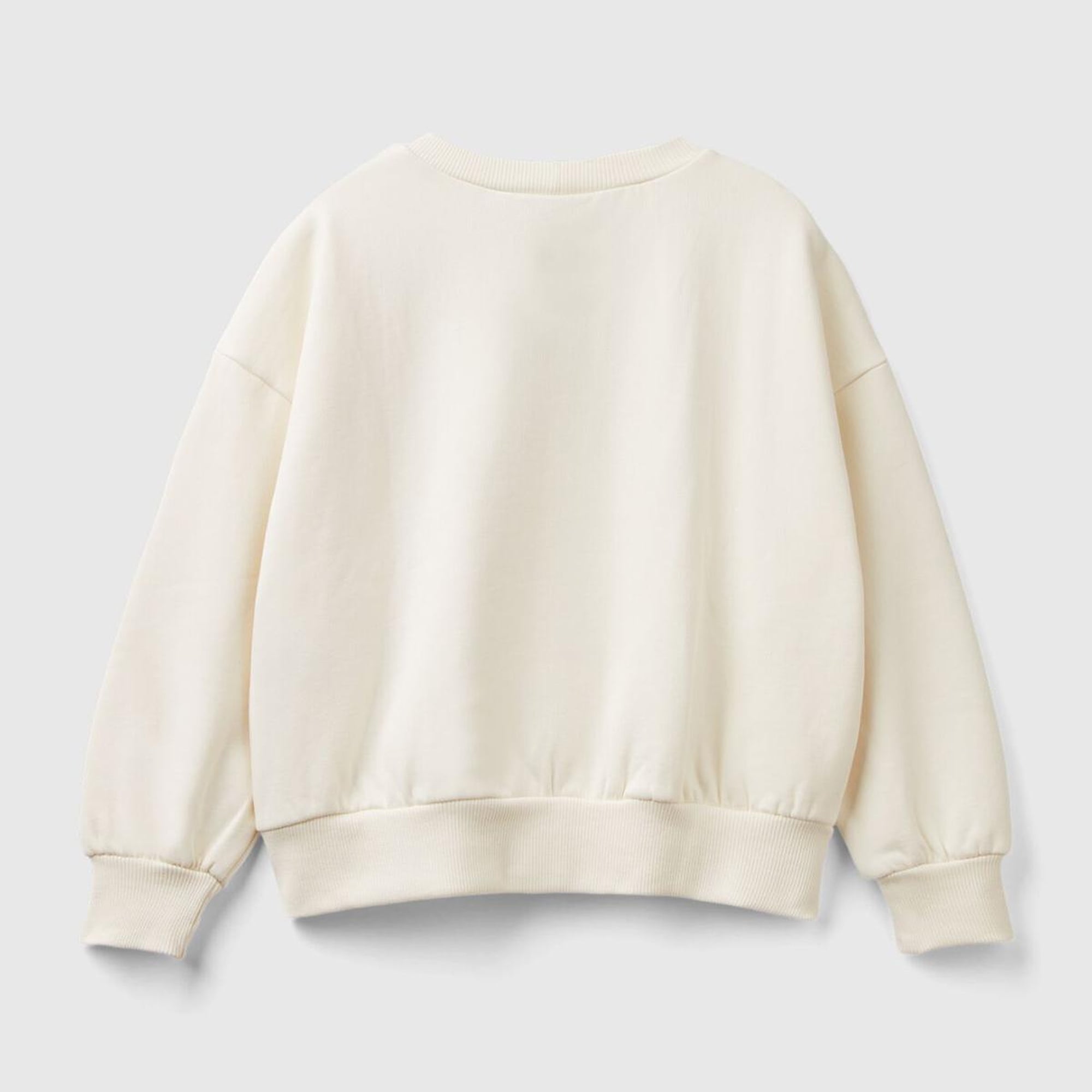 Kız Çocuk Ekru Etek Ucu Logo Etiketli Önü Baskılı Düşük Omuz Sweatshirt