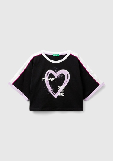  Kız Çocuk Siyah Önü Baskılı Kontrast Renkli Geniş Bisiklet Yaka T-Shirt