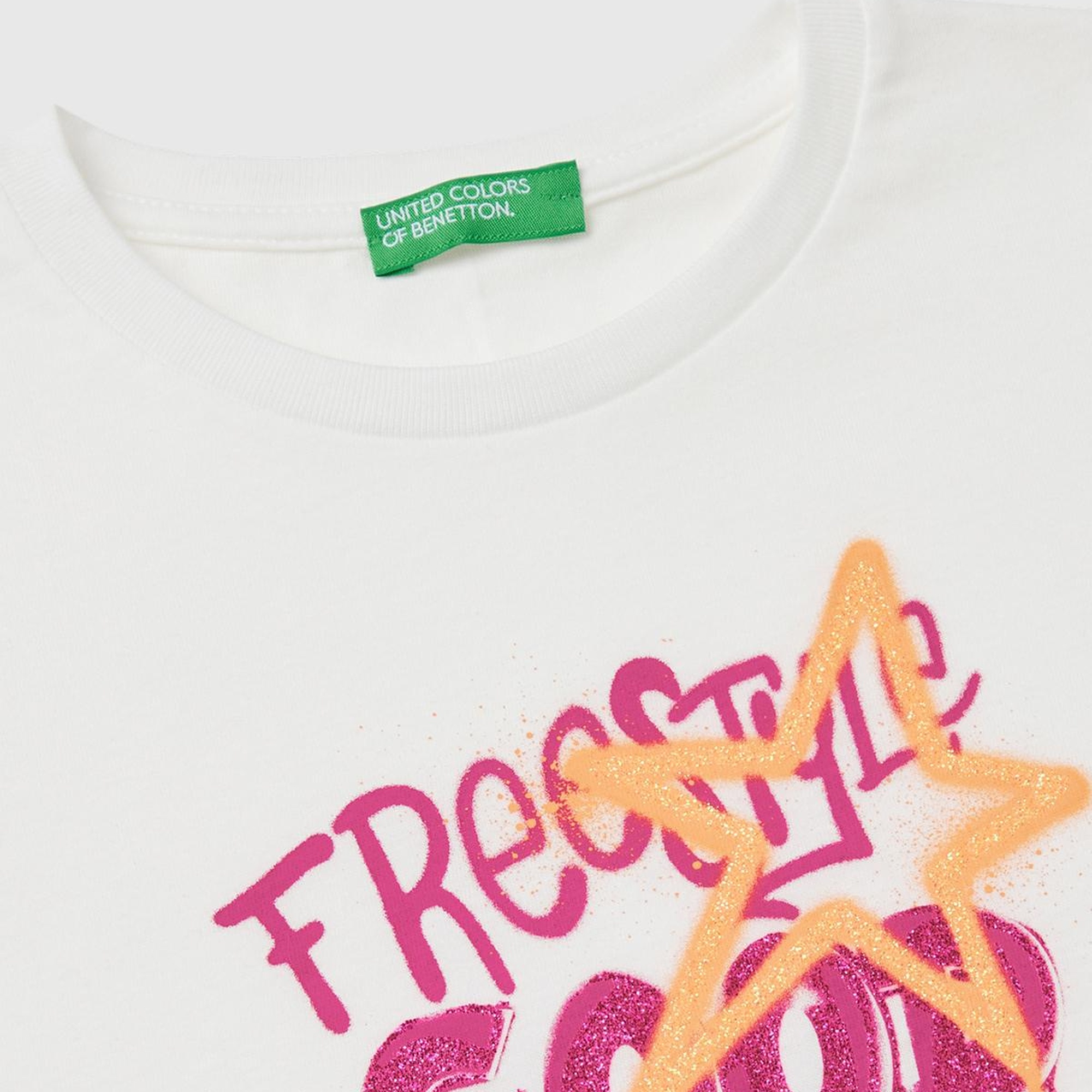 Kız Çocuk Beyaz Önü Çok Renkli Baskılı Bisiklet Yaka Uzun Kollu T-Shirt