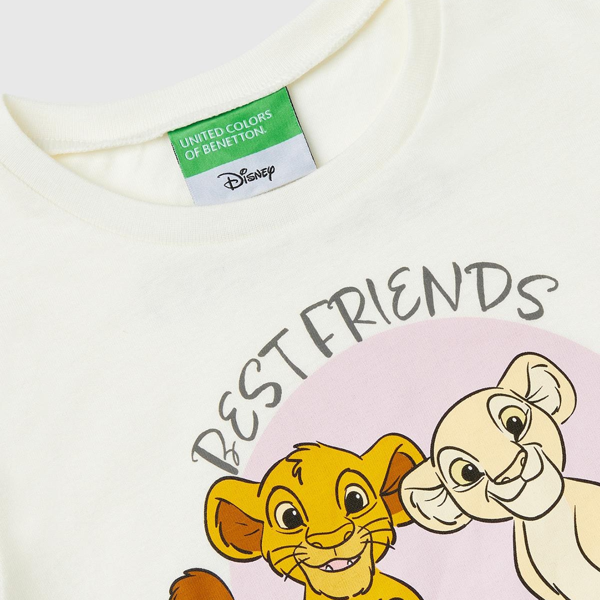 Kız Çocuk Ekru Kol Ucu Logo Etiketli Lion King Baskılı Normal Kesim T-Shirt