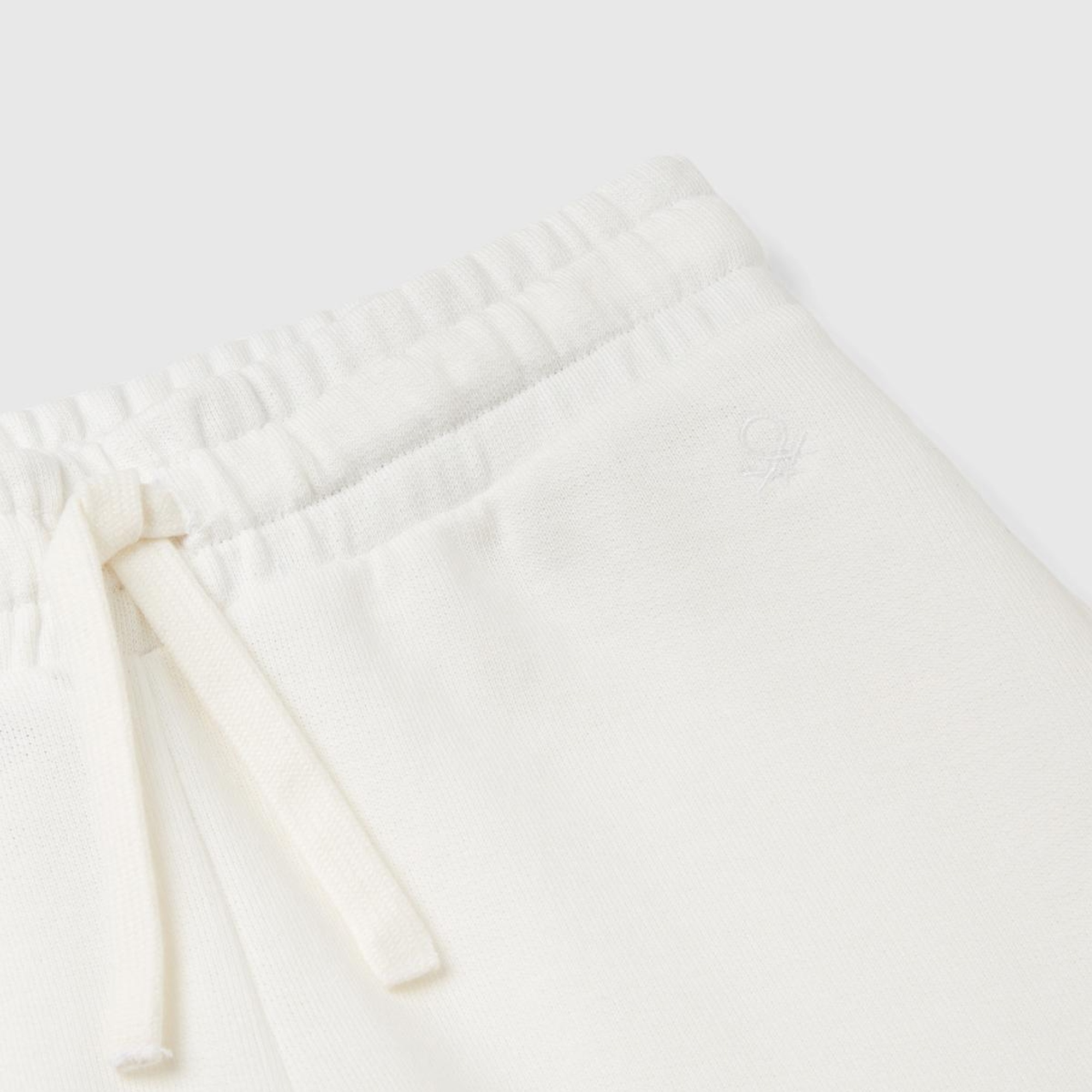 Kız Çocuk Beyaz Benetton Logolu Eşofman Altı